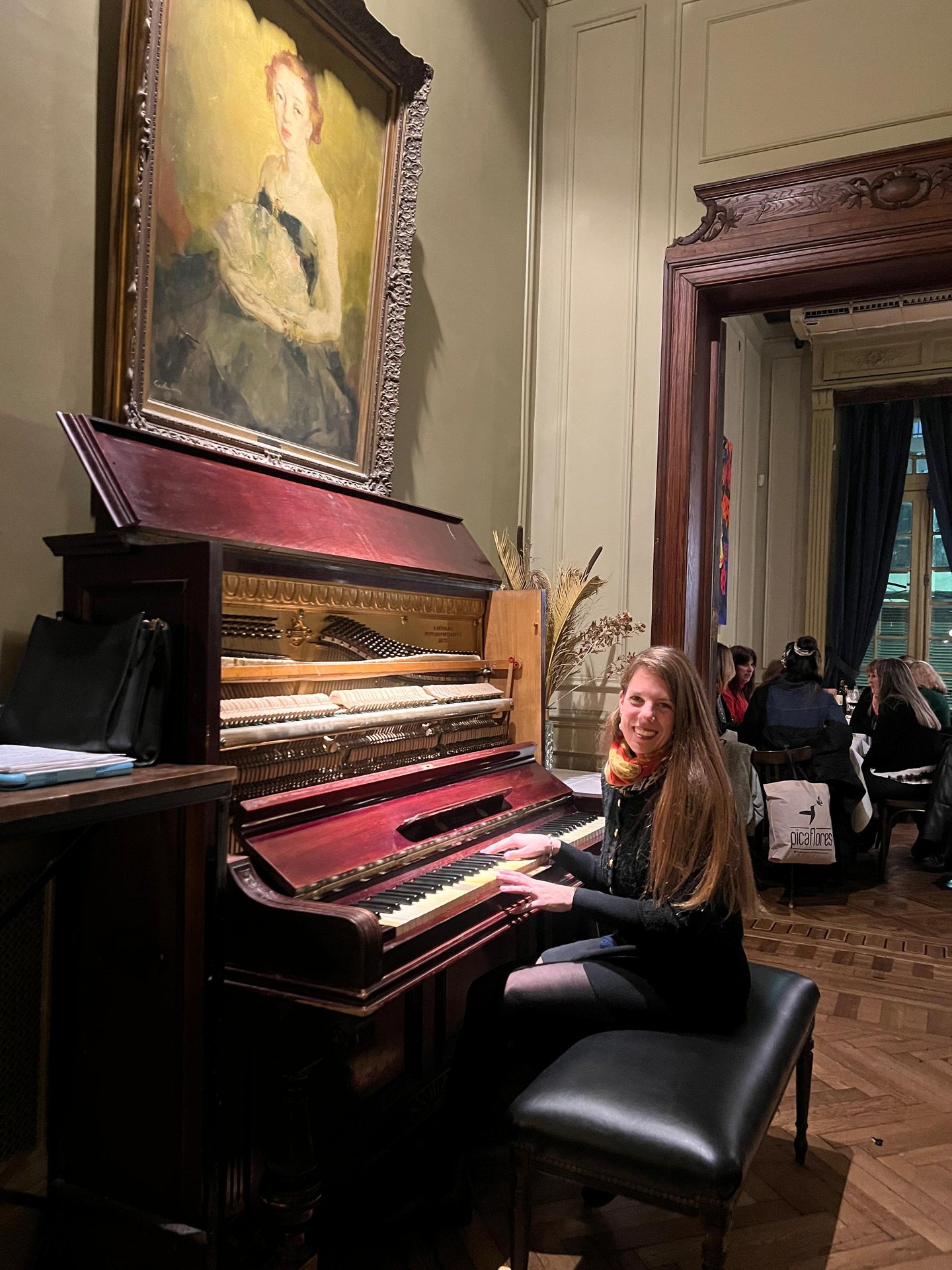 Photograph of Pilar during a piano performance
